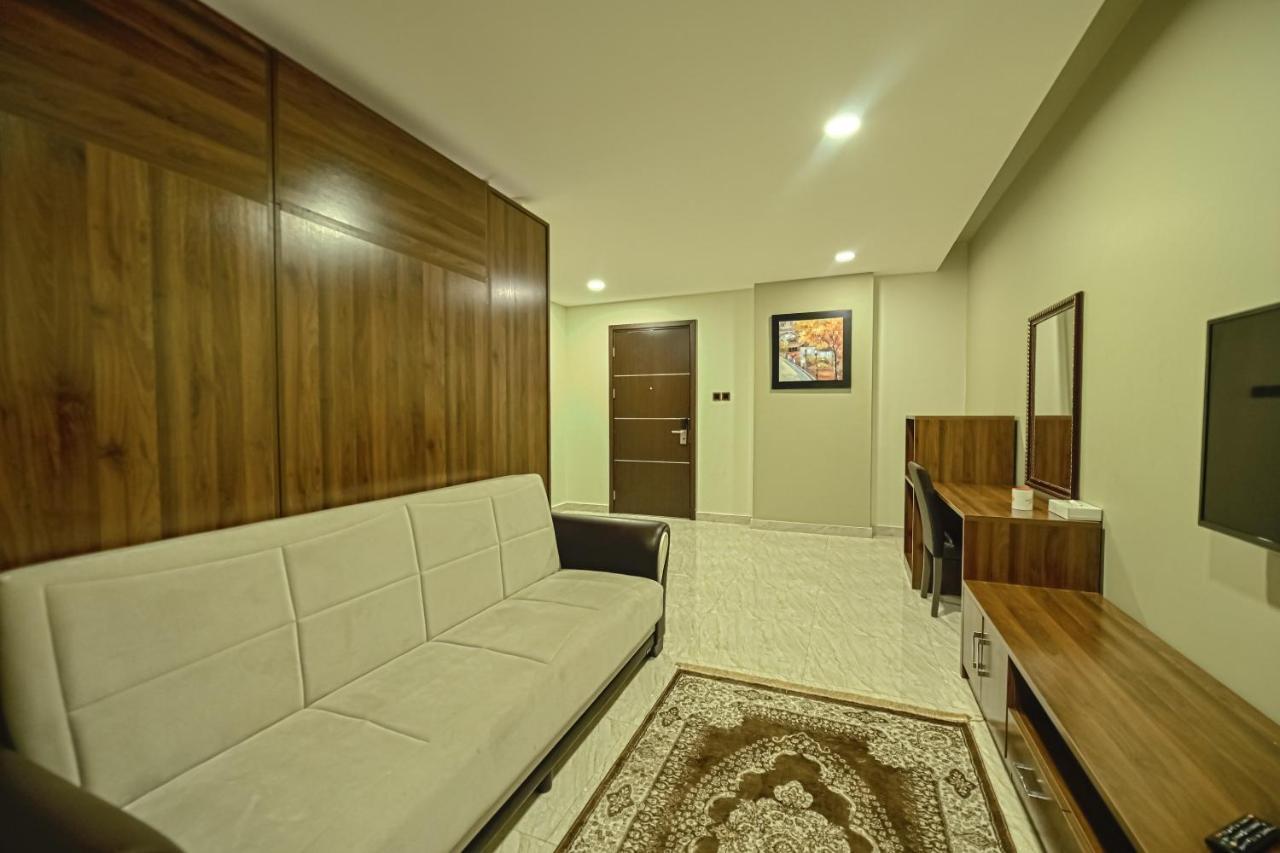 Golden Crown Hotel Alseeb Muscat ภายนอก รูปภาพ